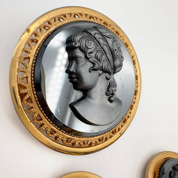 Vintage Hematite Cameo Intaglio Brooch And Clip On Earrings Set W German Style - Picture 8 of 13